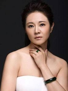 张佳媛个人资料,才华横溢的年轻艺术家，多才多艺的人生篇章